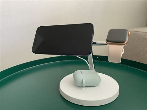 The Belkin Wireless Charging Station Is A Sleek Solution To Apple's ...