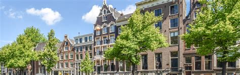 Townhouse Living: 3 Distinguished Private Homes in the City | Christie ...