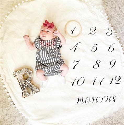 Monthly Baby Photo Ideas Baby Chick | atelier-yuwa.ciao.jp