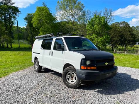 2006 Chevrolet Express 1500 AWD - Vanlife Trader