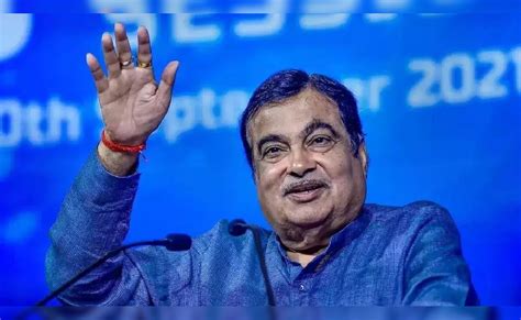 कांग्रेस ने अगर ग्रामीण भारत को प्राथमिकता दी होती तो आज कम गरीबी होती ...
