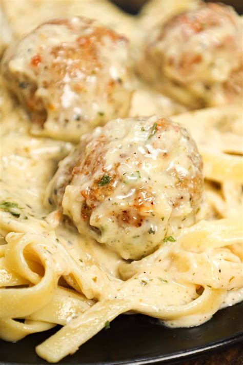 Alfredo Meatballs | Meatball recipes easy, Ground chicken recipes ...