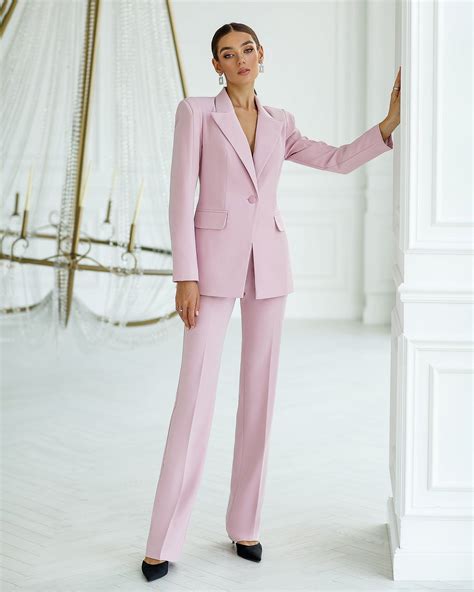 Dusty Pink Single-Breasted Suit 2-Piece | Suits for women, Pink suits ...