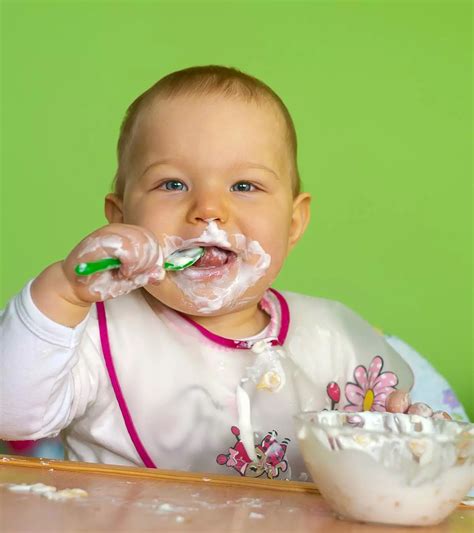 When Can Babies Have Strawberries: 4 Benefits & Feeding Tips