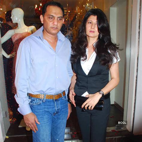 Mohammad Azharuddin divorced his first wife Naureen to marry Miss-India ...