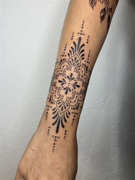 MURPHY MCCORMICK — 805 INK