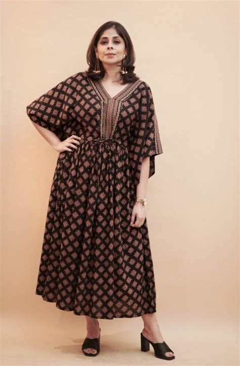 Ajrakh V Neck Baggy Kaftaan Dress - Shohaag