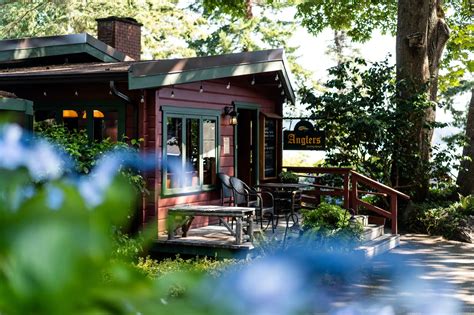 Your Guide to Restaurants in Campbell River | Destination Campbell River
