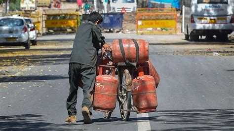 Coronavirus lockdown: Validity of health, motor insurance extended till ...