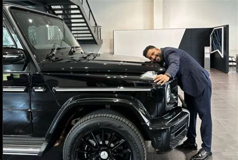 Farmer Takes Delivery Of 3 Crore Mercedes Benz G400d - A Generous Gift ...