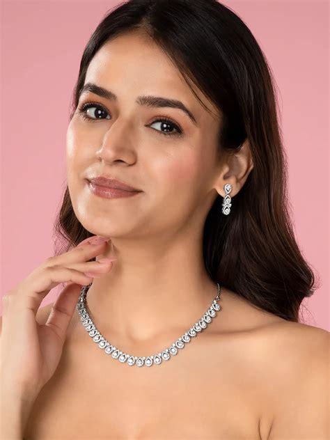 Teardrop Shaped CZ Necklace Earring Set - Silver – Peora