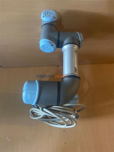 Universal Robot Code 的图像结果