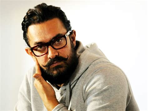 Bollywood actor Aamir Khan becomes Brand Ambassador of CEAT