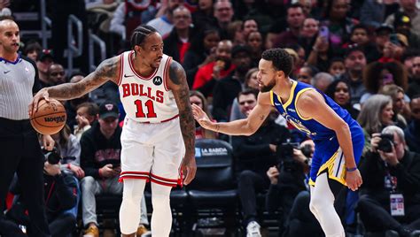 Bulls can't keep up with Warriors despite DeRozan's 39 points | Chicago ...