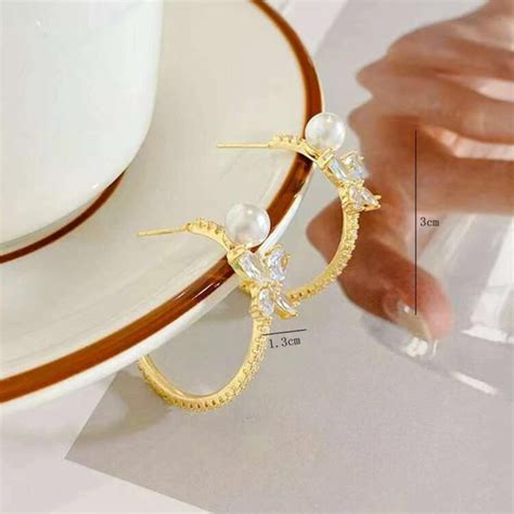 Buy Take A Bow Hoop Earrings online in India – Estailo-Fashioning You!