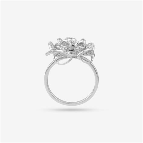 Fleur Engagement Ring – SYNDIORA