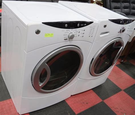 WHITE GE FRONT LOAD WASHER & DRYER SET