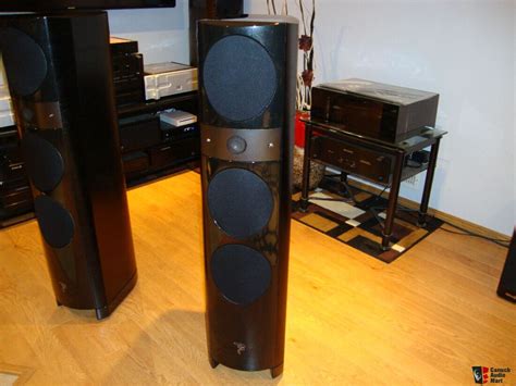 Focal 1028 BE Speakers SALE PENDING Photo #1879538 - Canuck Audio Mart