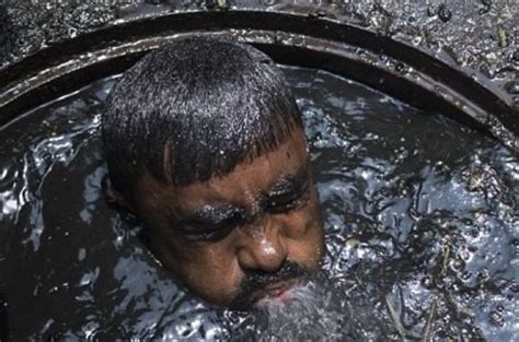 Tragedy of Manual Scavenging: A Grim Reality in India - IndiaTracker