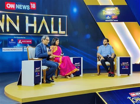 Town Hall Highlights: शिवसेना का सिंबल खो दिया तो क्या होगा प्लान B ...