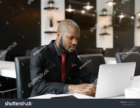 Black American Businessman 的图像结果