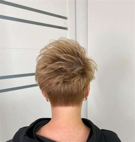 Jocelyn Butler Short Hairstyles - Likeeed