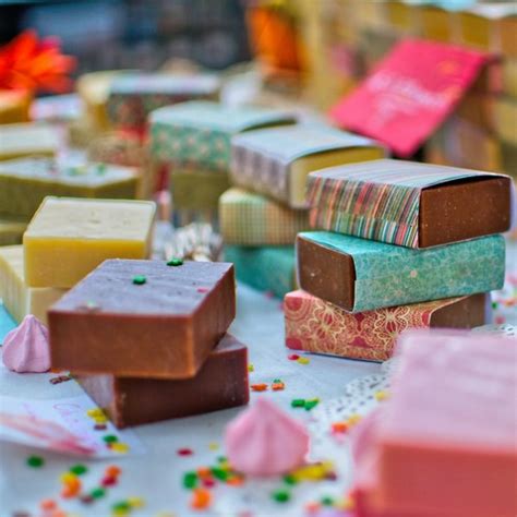 Homemade Chocolate Gift Packs in Bhopal | Choco-n-Nuts Homemade Chocolates