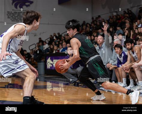 Basketball action with Red Bluff vs. Shasta High School Varsity in ...