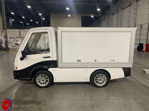 Army Surplus Vehicles Auction 的图像结果