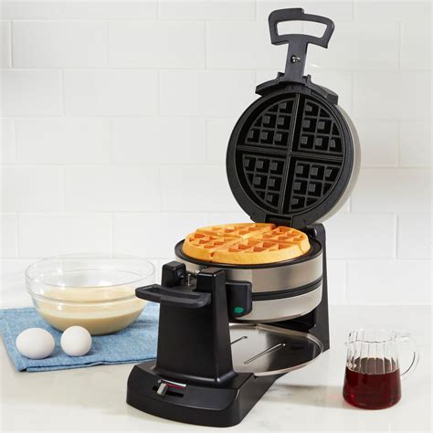 Double Flip Belgian Waffle Maker (WAF-F40NAS) - Cuisinart