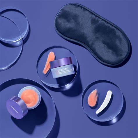 StriVectin Hyaluronic Omega Moisture Lip Mask 10ml | FEELUNIQUE