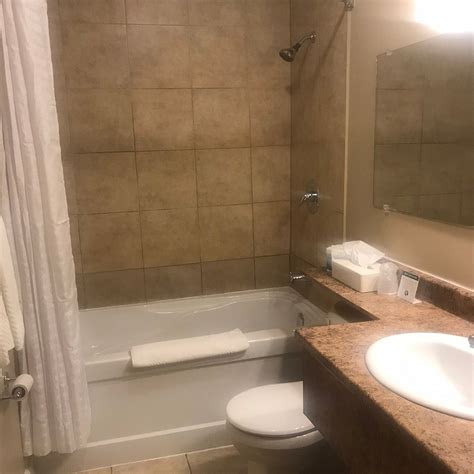 ECONO LODGE MIRAMICHI - Motel Reviews & Photos - Tripadvisor