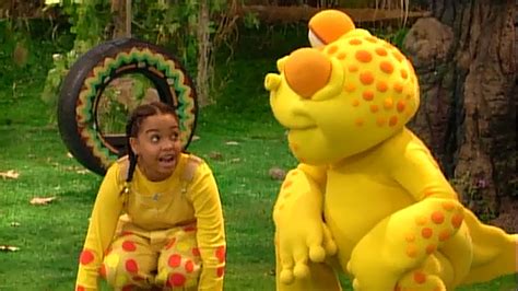 Watch Gullah Gullah Island Season 4 Episode 12: A Barrel of Laughs ...