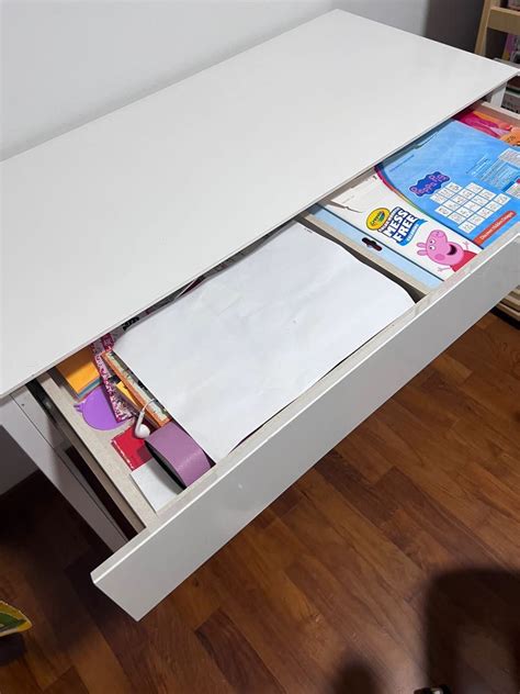 Compact Computer Table 的图像结果