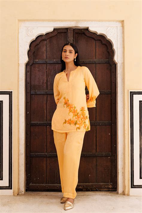 Peach Hand Painted Floral Co-ord Set – Geroo Jaipur