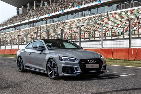 Audi R8 V10 Plus, Audi RS6, RS7 & RS5 - Track Driving With Audi India ...