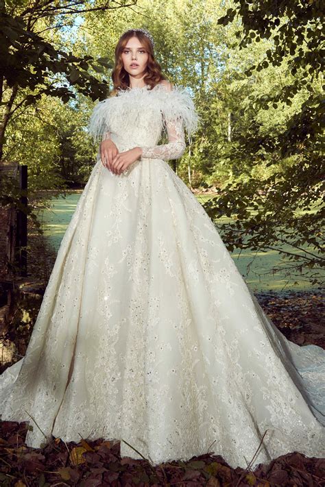 Zuhair Murad Bridal Fall 2019 Fashion Show | Wedding dress long sleeve, Designer wedding dresses ...