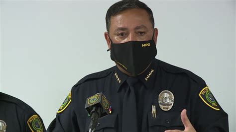 Miami taps Houston's top cop for police chief post