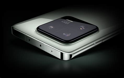 Xiaomi 13 e 13 Pro sono ufficiali: ecco specifiche e prezzi