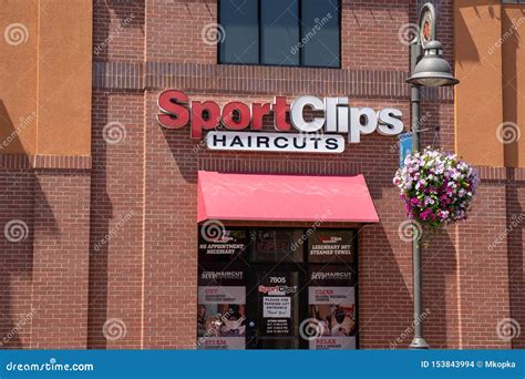Maple Grove, Minnesota - Exterior of a SportClips Haircuts Salon and ...