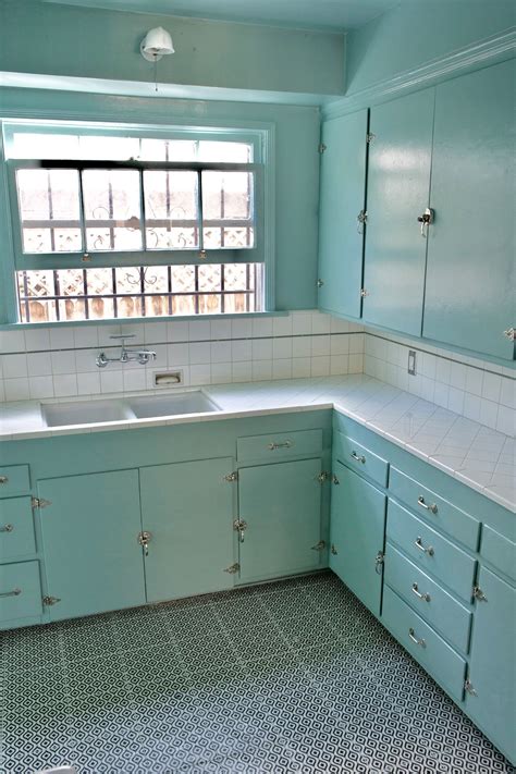 Vintage Kitchen Decor Ideas