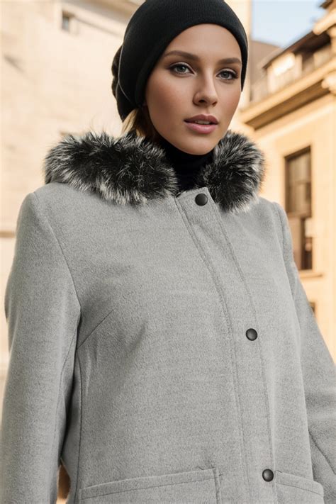 Açık Gri Hermes Kaşe Kürklü Kaban - Layda Moda | ElbiseBul
