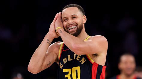 Golden State Warriors' Steph Curry On The Verge of History - Heavy Sports