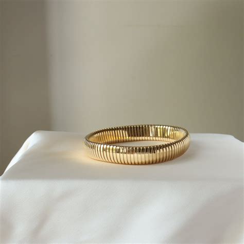 Berlin at Night 18K Gold Plated Bangle – Bigsmall.in