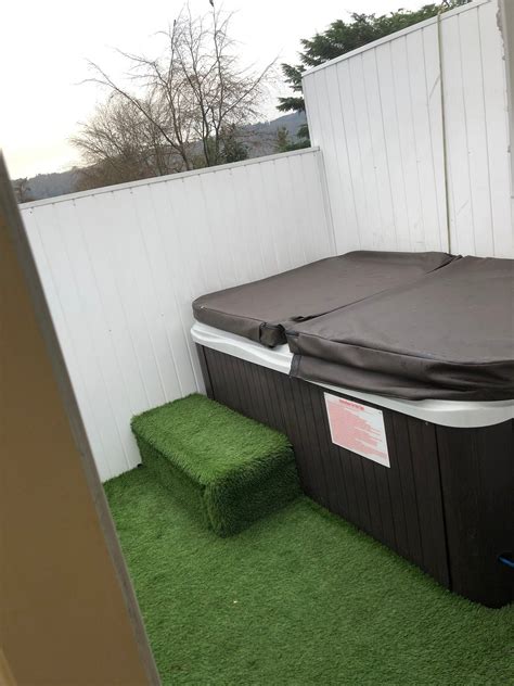 APHRODITES GROUP (Bowness-on-Windermere, England - Lake District) - Inn ...