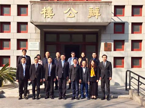 Trường ĐH KHXH&NV mở rộng quan hệ hợp tác với Đại học Sư phạm Hoa Đông