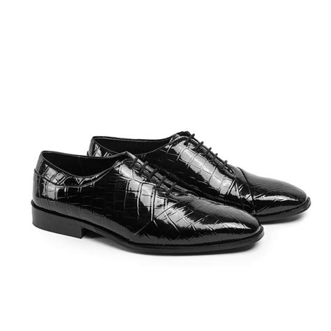 Blind seam lace-up with croco detail- black – The Alternate
