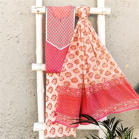 KAYA - Pure Cotton Top With Gota Work Neck Yoke With Cotton Printed Bo ...