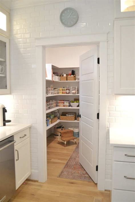 5x7 pantry layout