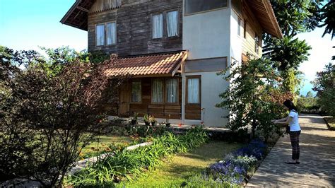 KEBUN MAWAR SITUHAPA (Garut) - Hotel Reviews & Photos - Tripadvisor